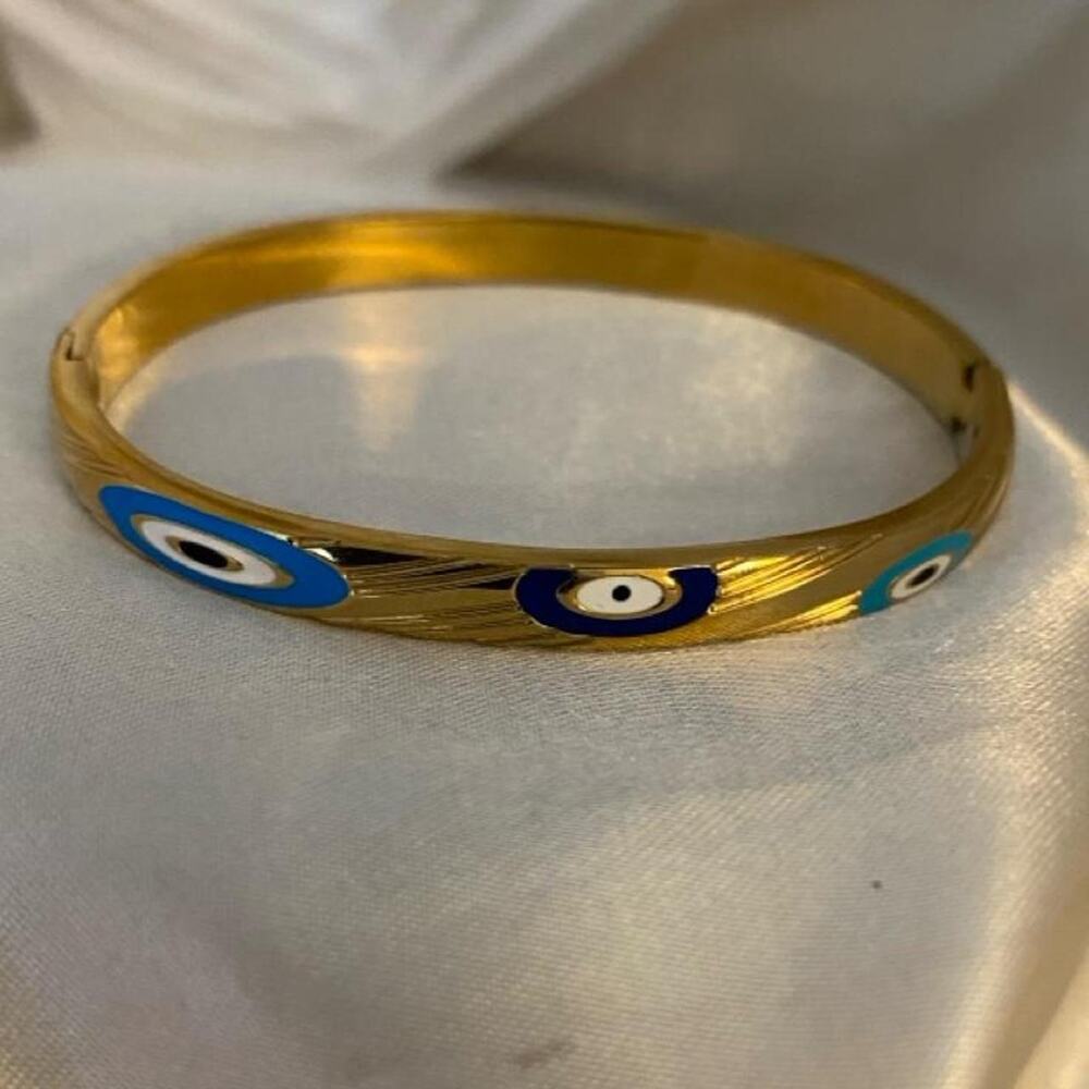 Vintage Evil Eye Gold Tone Blue Enamel Nazar Hinged Bangle Bracelet Small